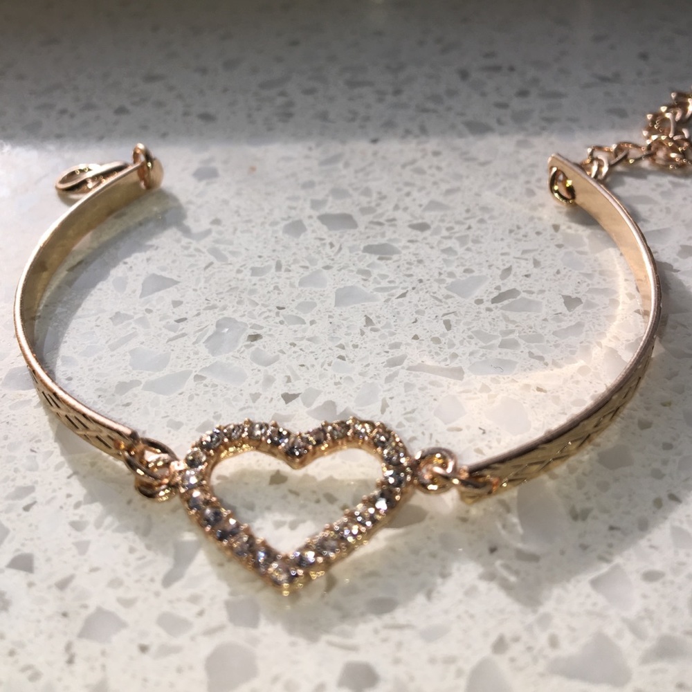 NEW  CZ heart bracelet - Picture 3 of 4